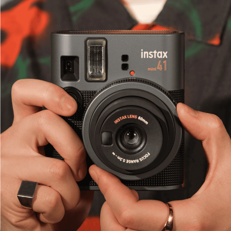 Aparat foto Fujifilm Instax mini 41 cu film mini 1x10 si geanta protectie