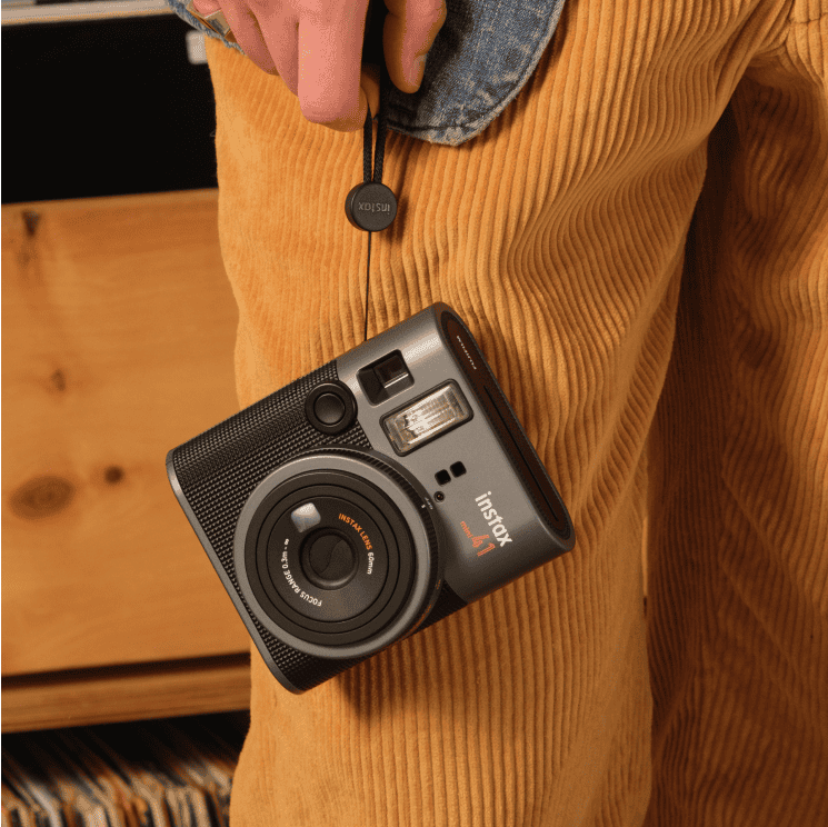 Aparat foto Fujifilm Instax mini 41 cu film mini 1x10 si geanta protectie